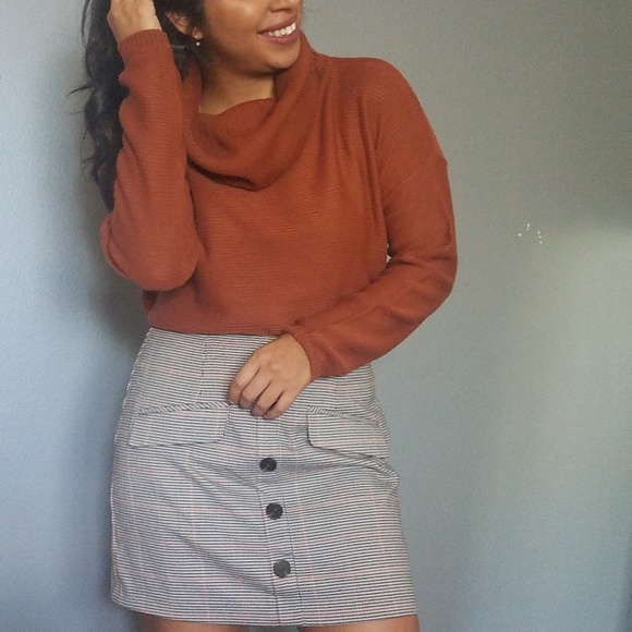 RUSTY ORANGE SWEATER - Picture 5 of 7